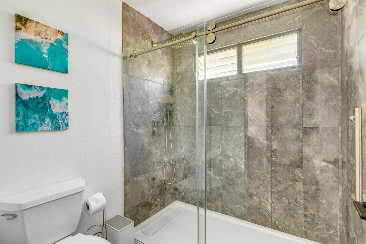 Newly Renovated Condo With Sup Paddle Boards And Golf Clubs Included Kailua-Kona Esterno foto